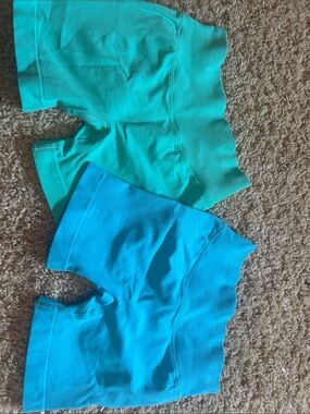 Butt Scrunch Teal & Aqua Shorts